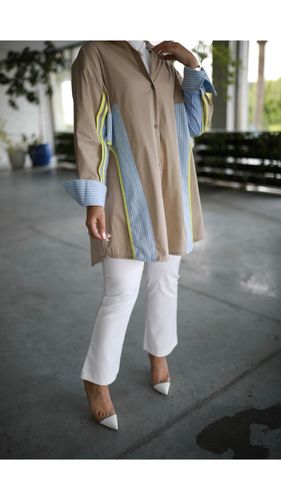 Summer Soft Beige And Blue Shirt - Model wearing size M, model Hight 154cm _Top length 33 inch _Fabric type : coton _ Dry-clean only