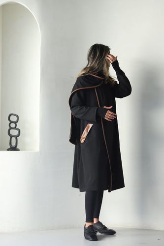 Black wrap coat - Model wearing size M  
 _Top length 40 inch  
 _Winter fabric 
 _ Dry-clean only