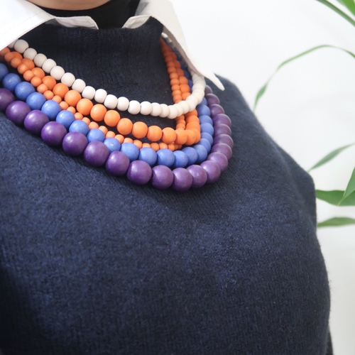 colorful necklace - Materials : wood Length : 33 CM ( MEDIUM / ADJUSTABLE )