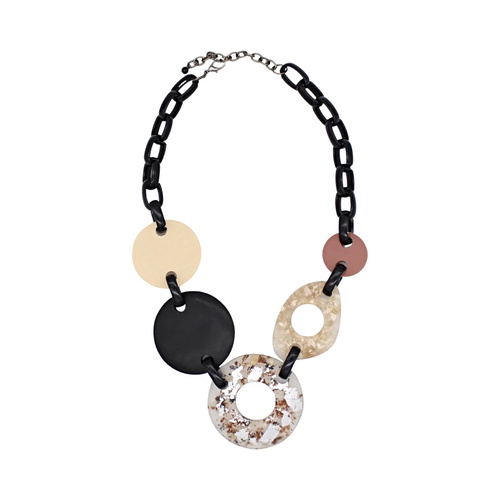 Collana KW - Different circles - Materials: resin beads  Length: 35 CM ( MEDIUM / ADJUSTABLE )