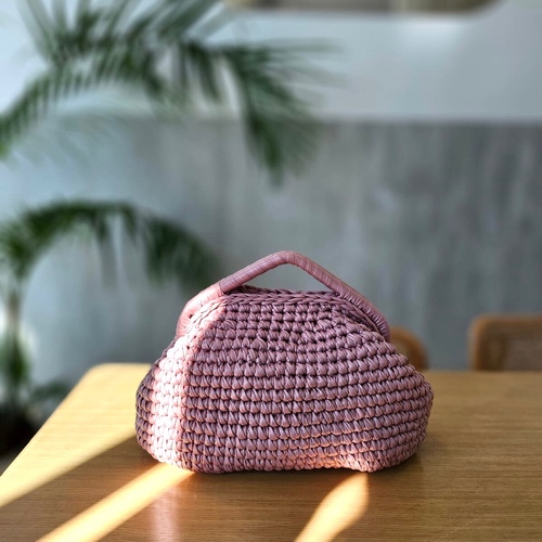 BLOSSOM CLUTCH