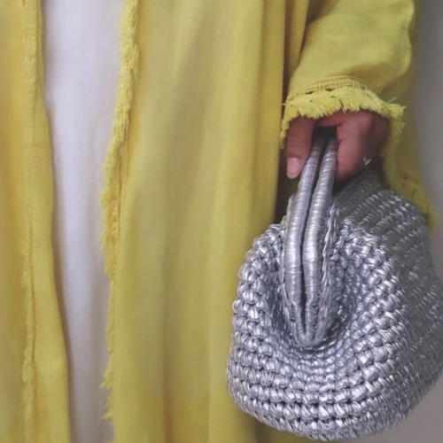 METALLIC SILVER CLUTCH - Materials : leather Size : X-LARGE


** HANDMADE 47 KD