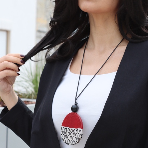 Round pendant