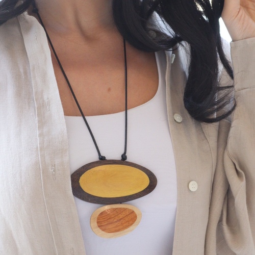 Oval wood pendant
