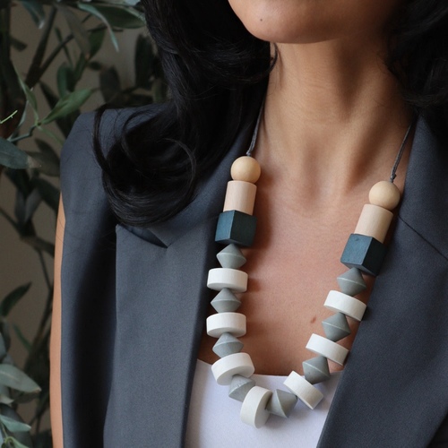 Square beads