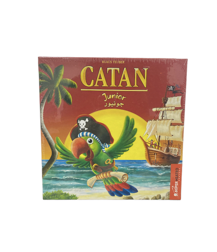 catan junior - Land in sight! Sail the seas abroad your pirate’ ships and discover islands where you can build our pirate’ lairs! For this, you will need resources such as wood, sabers and gold. Captains who place their lairs wisely will quickly amass all needed resources to build even more lairs! But beware of Capt’n Croc! That rascal will always try to get in your way…
With Catan Junior, the younger will be able to discover the fascinating world of CATAN, a classic of modern board games!

• Players: 2-4
• Age: 6+
• Time: 30 min.