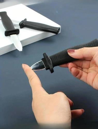 Knife trick
