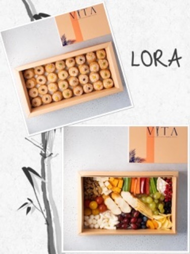 Lora - contains : - cheese box - bomboloni