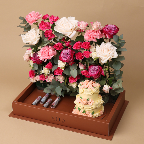 spark - A box containing mix flower and cake with amount of money as per request