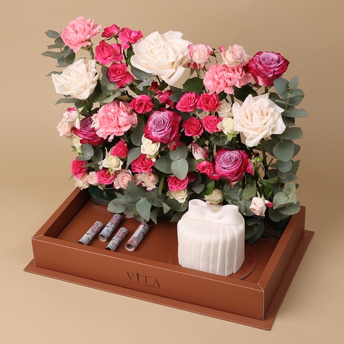seven - box contains mixed flowers with cake and money as per requested