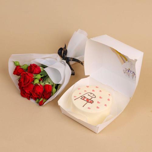 Love Bento 2 - Vanilla bento cake with a special baby roses mini bouquet