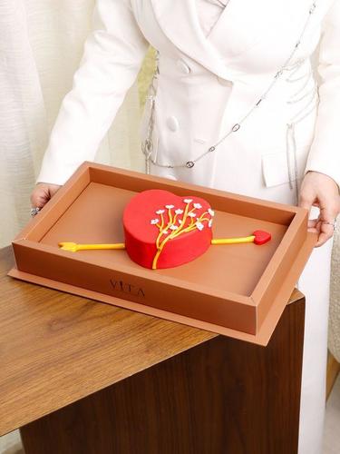 dono - heart shape cake with flavors chocolate and caramel