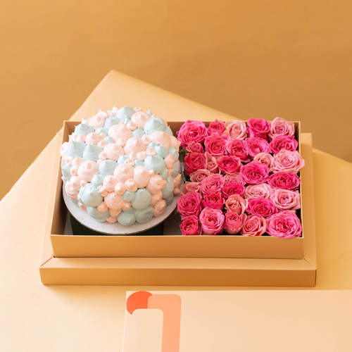 Joy - Box contains cake and mixed flowers and you can choose you cake flavors ( vanilla, chocolate, red velvet)