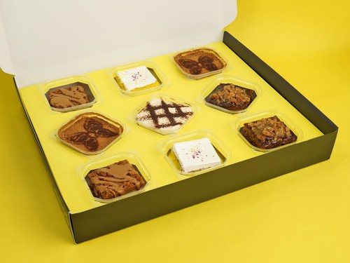 choose your own Eid cake - a 9 pieces mini cakes of your choice from butterfly cake, saffron cake, lotus cheesecake and dates cheesecake.