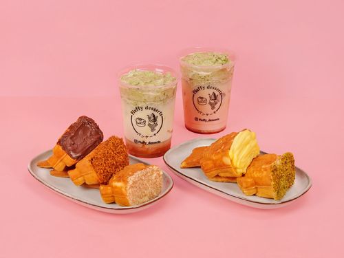Taiyaki Combo - A piece of taiyaki on your preferred filling and a choice of matcha or bubble tea.