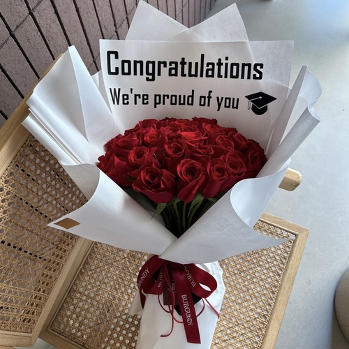 Graduation Bouquet - Contains 15-18 roses