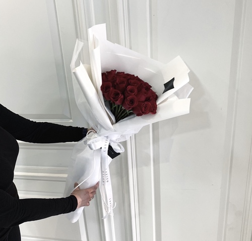 FB - FB Bouquet | 22-25 roses