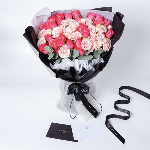 Lavish Flowers - Sensation - Sensation Bouquet is a combination of two types of baby roses with luxurious wrapping.