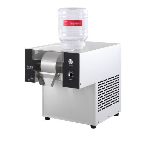 Snowflake lce machine #923 - Size:460*320*400mm  Voltage:220V50Hz  Power: 780W Weight: 28Kg  Refigerant R290  Output: 170Kg/day  Roller size:9Cm  Cooling: Fan Cooling  Brand Western Touch