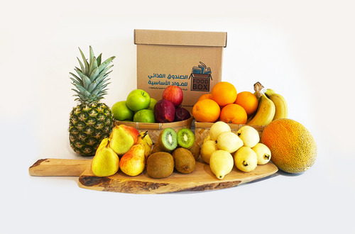 Seasonal Fruits Box - A variety of seasonal fruits(at least 7 types) that change according to the season and availability in the market. Each type of fruit is individually packed in brown paper bags to preserve its freshness and prevent spoilage. 
 Note: Fruits in the picture may vary depending on the season and availability in the market