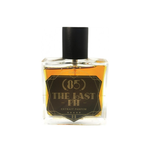 The Last –Ph-(85) - Unisex - Extrait de parfum- 50 mlTop
notes : Black Currant- Blood Orange -
Orange Middle notes :
Leather- Coriander-
Tobacco-Oakmoss -
Jasmine 



Base
notes : Peru Balsam- Amber-
Cedar- Musk-
Vanilla - Sandalwood