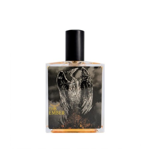 This Ember - Unisex - Extrait de parfum - 50ml Top note :MuskMiddle notes :Vanilla - Amber - Cashmere Musk -Ambergris -RoseBase notes :Labdanum - Olibanum - Myrrh - Agarwood (Oud) - Tobacco - Birch Tar - Cinnamon - Virginia Cedar -Tonka
Bean