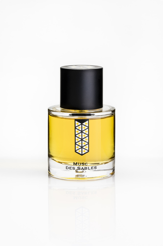 MUSC DES SABLES - UNISEX- Eau de Parfum 50ML  Notes: Orris Root, Ambergris, Indonesian Patchouli Leaf, Green Mandarin