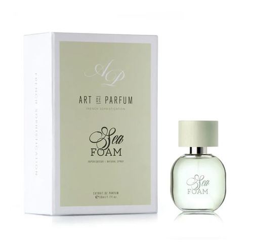 SEA FOAM - UNISEX - EXTRAIT DE PARFUM 50 ML  Top notes are Sea Notes, Bergamot, Lemon, Eucalyptus, Laurels and Incense middle notes are Seaweed, Guaiac Wood and Fig Leaf base notes are Sea Salt, Driftwood, Sandalwood, Haitian Vetiver and Patchouli.