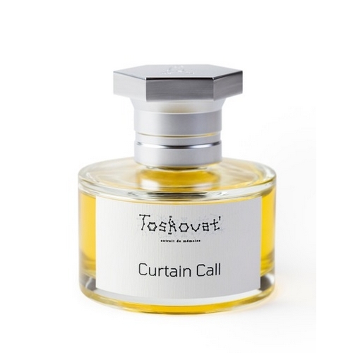 Curtain Call - UNISEX - EXTRAIT DE PARFUM 60 ML  Top notes are Black Elder, Raspberry, Pear, Blood Orange, Praline and Sugar middle notes are Magnolia, Jasmine, Musk, Velvet and White Rose base notes are Tobacco, Gurjan balsam, Tonka Bean, Patchouli and Vanilla.