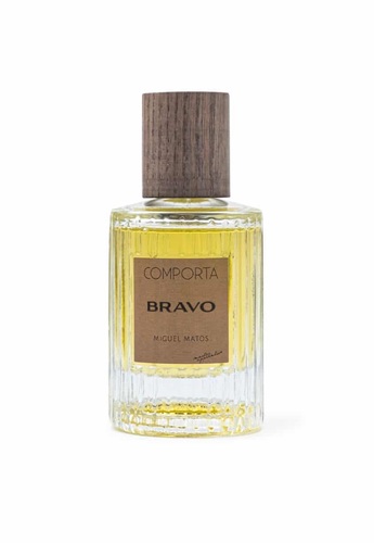 BRAVO - Top Notes
Artemisia
Lemon
PetitgrainMiddle Notes
Copaiba balm
Fig
Cedar
JasmineBase Notes
Amyris
Oakmoss
Sea water
Musk