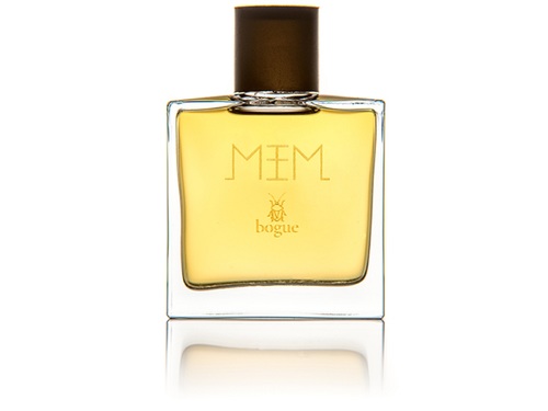 MEM Bogue - Top Notes  Lavender  Lavender Extract  Wild Lavender  Blue Lavender  Grapefruit  Mandarin Orange  Petitgrain Middle Notes  Ylang-Ylang  Champaca  Malt  Laurels  Mint  Damask Rose  Bourbon Geranium  Vanilla Base Notes  Castoreum  Civet  Musk  Ambergris  Siam Benzoin  Amber  Labdanum  Sandalwood  Palisander Rosewood  Himalayan Cedar