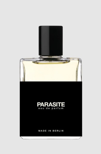 Parasite - Top Notes  Aldehydes  Grass Middle Notes  Water Notes  Lily-of-the-Valley  Freesia Base Notes  Ambroxan  Vetiver  Patchouli  Guaiac Wood  Myrrh