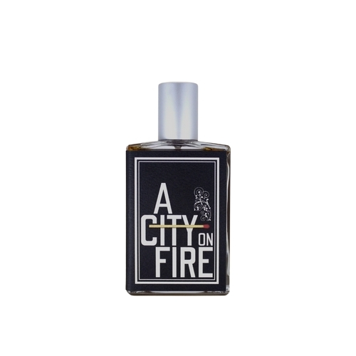 A CITY ON FIRE - UNISEX - BOTTLE 50ML / TRAVELER 14ML  Notes: Brunt match, Juniper, Labdanum, Nard Himalayan, Cardamom, Wild berries