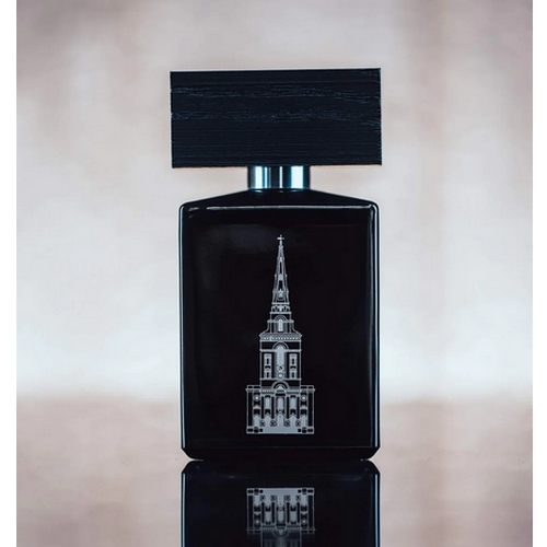 TERROR & MAGNIFICENCE - UNISEX - EAU DE PARFUM 50ML  Top notes are Birch Tar, Black Pepper and Saffron middle notes are Incense, Tobacco and Papyrus base notes are Haitian Vetiver, Myrrh, Labdanum, Pebbles and Benzoin.