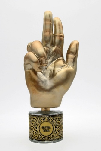 Santa Casa - Top notes are Incense, Orange and Bergamot; middle notes are Tobacco, Sea Notes and French Rose; base notes are Musk, Benzoin, Sandalwood, Ambrette, Vanilla and Amber.