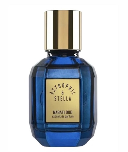 Nabati Oud - Top notes are Rum, Star Anise, Cardamom, Saffron, Bergamot, Cinnamon and Ambrette; middle notes are Oud, Leather, Aquatic notes, Turkish Rose, Davana and Iris; base notes are Oud, Sandalwood, Patchouli, Cedarwood, Vanilla, Vetiver and Amber.