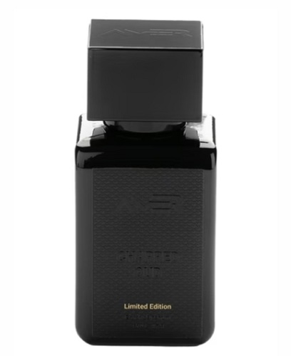 Chared Oud - Top notes are Olibanum Sacra Resin Green, Saffron, Guatemalan Cardamom and Bergamot; middle notes are Thailand Oud, Bulgarian Rose, Rose, Chinese Osmanthus and Indian Jasmine; base notes are Thailand Oud, Indian Oud, Indian Sandalwood, Guaiac Wood, Bulgarian Light Tobacco, Indonesian Patchouli Leaf, Sandalwood, Cedarwood, Musk, Ambergris, Texas Cedar, Tobacco, Gurjan balsam, Java vetiver oil and Haitian Vetiver.