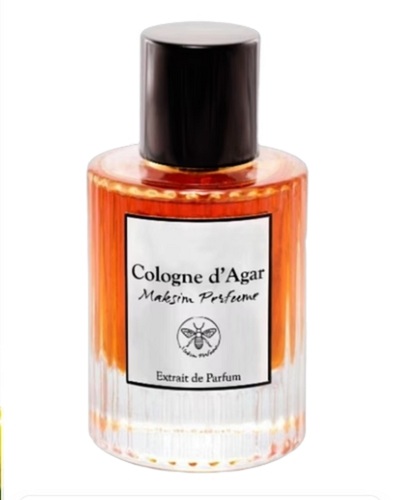 Cologne d`Agar - Top notes are Bergamot and Sichuan Pepper; middle notes are Saffron, Rose and Frankincense; base notes are Oud, Sandalwood, Vanilla, Benzoin, Labdanum and Cedar. 
 50ml