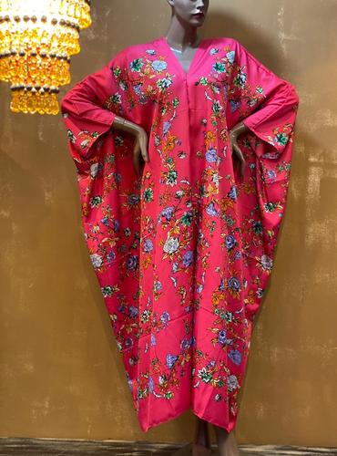 Silk - Silk Shawl Dress
Free Size…
Fits up to XXL
Shorter at the front than the sides
Approximately 52 inches in length