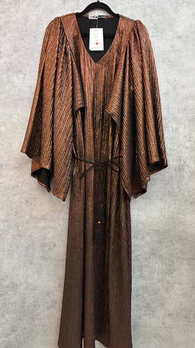 Dress - فستان كريب لمعه فرس سايز الطول التقريبي 54-55 انش