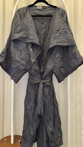 Jacket - جاكيت قماش معفس خفيف جداً بالوزن فري سايز -اوڤر سايز الطول التقريبي 50 إنش