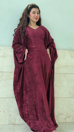 فستان مخمل - فستان مخمل مع حزام داخلي&nbsp;فري&nbsp;سايز&nbsp;اوفر&nbsp;سايز&nbsp;الطول&nbsp;التقريبي&nbsp;58 انش&nbsp;ممكن&nbsp;اطول&nbsp;ممكن&nbsp;أقصر