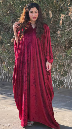 فستان مخمل عنابي - فستان مخمل حرير  فري سايز اوفر سايز الطول التقريبي 56-55 انش