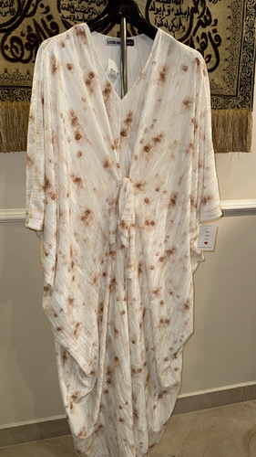 فستان مخمل - فستان&nbsp;مخمل&nbsp;حزام خارجي  فري&nbsp;سايز&nbsp;اوفر&nbsp;سايز&nbsp;الطول&nbsp;التقريبي 54-56 &nbsp;انش&nbsp;ممكن&nbsp;اطول&nbsp;ممكن&nbsp;أقصر