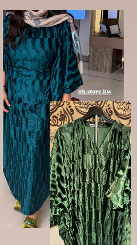 فقط فستان مخمل ورد - فستان مخمل  من غير شال  حزام داخلي  فري سايز اوفر سايز  الطول التقريبي 55-54انش