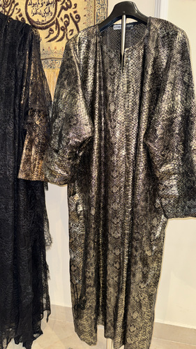 فستان سنيك سلفر - فستان جلد الحية صيفي  لون سلفر الطول التقريبي 54 انش