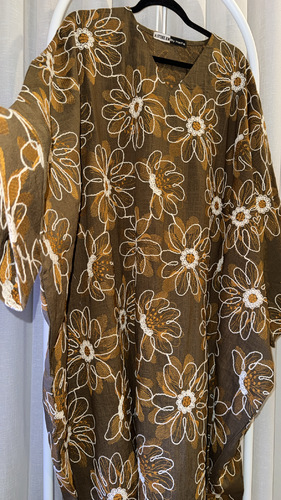 فستان لنن - فستان صيفي&nbsp; لنن بارد مطرز مع حزام&nbsp; فري سايز … الطول التقريبي 54-55