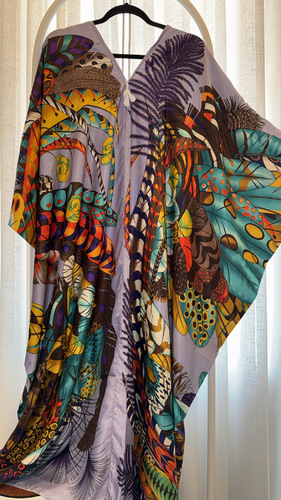 حرير - فستان&nbsp;شلاح&nbsp;حرير&nbsp;سايز&nbsp;فري&nbsp;…يلبس&nbsp;لغاية&nbsp;XXLمن&nbsp;الأمام&nbsp;أقصر&nbsp;من&nbsp;الأجناب&nbsp;تقريباً&nbsp;الطول&nbsp;52&nbsp;إنش