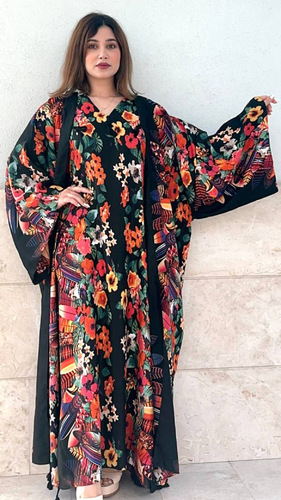 Set - Square Shawl with Cardigan
Length for both pieces is approximately 54 inches
Fabric is a cotton polyester blend
Free size…