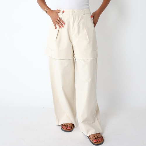 layerd beige pants